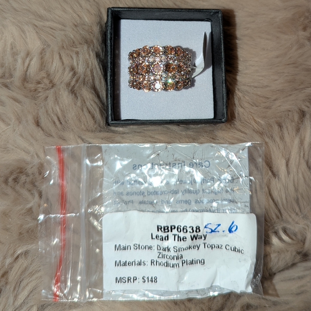 Ring Bomb Party - Lead The Way - Size 6 - BRAND NEW